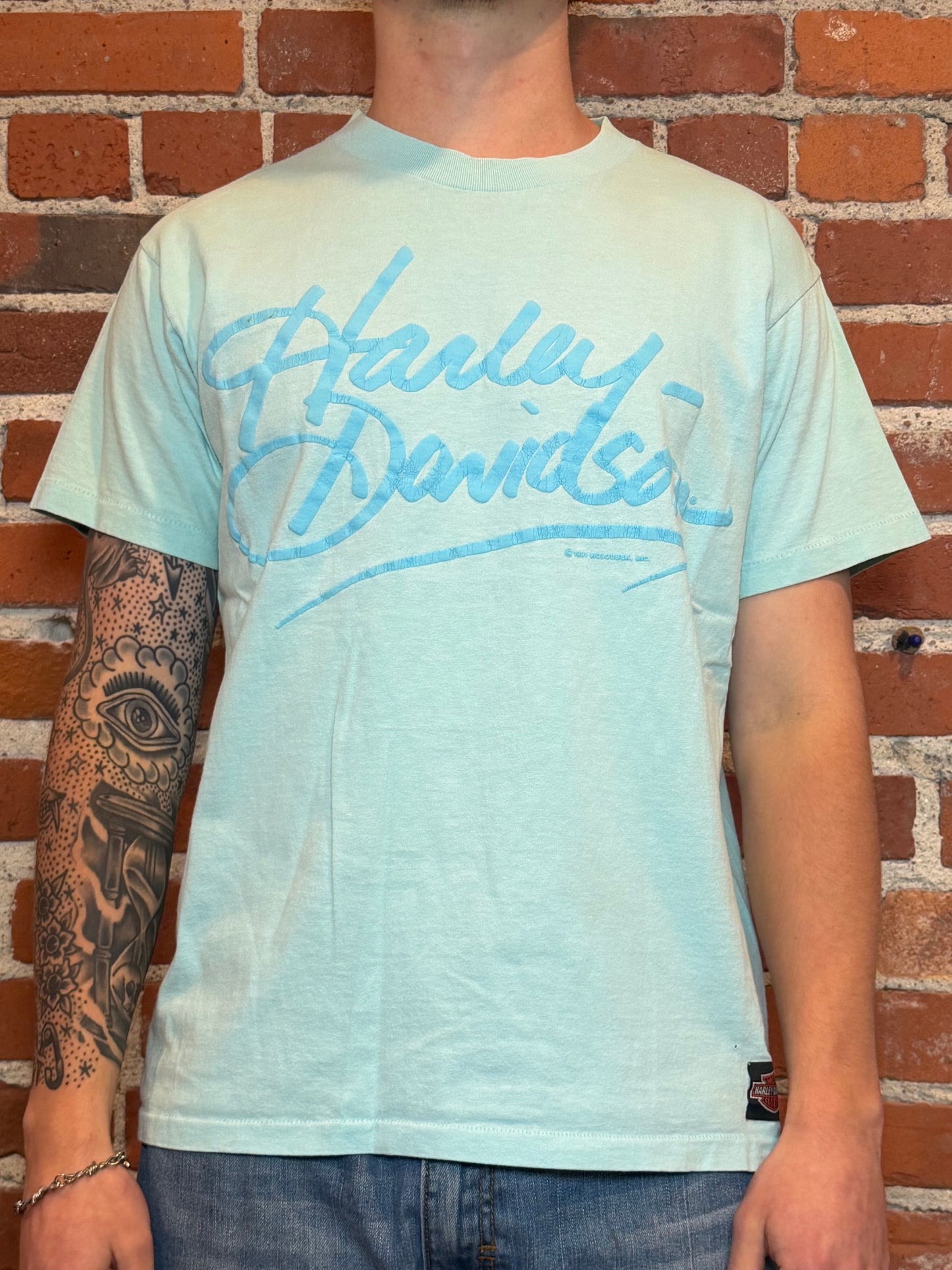 (L) 1991 Harley‑Davidson Frieze Belleville IL Script Tee