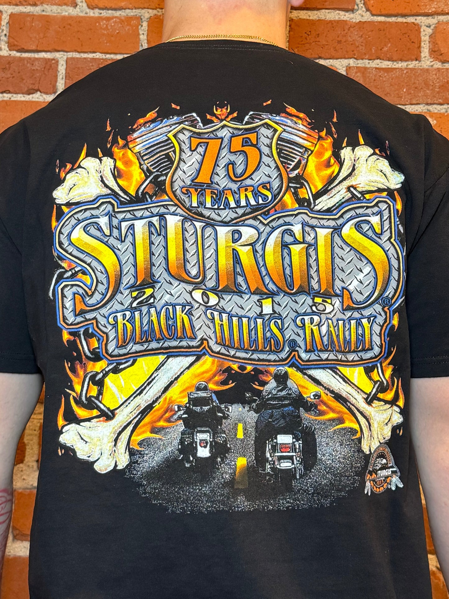 (XL) 2015 Sturgis 75th Anniversary Black Hills Rally Tee