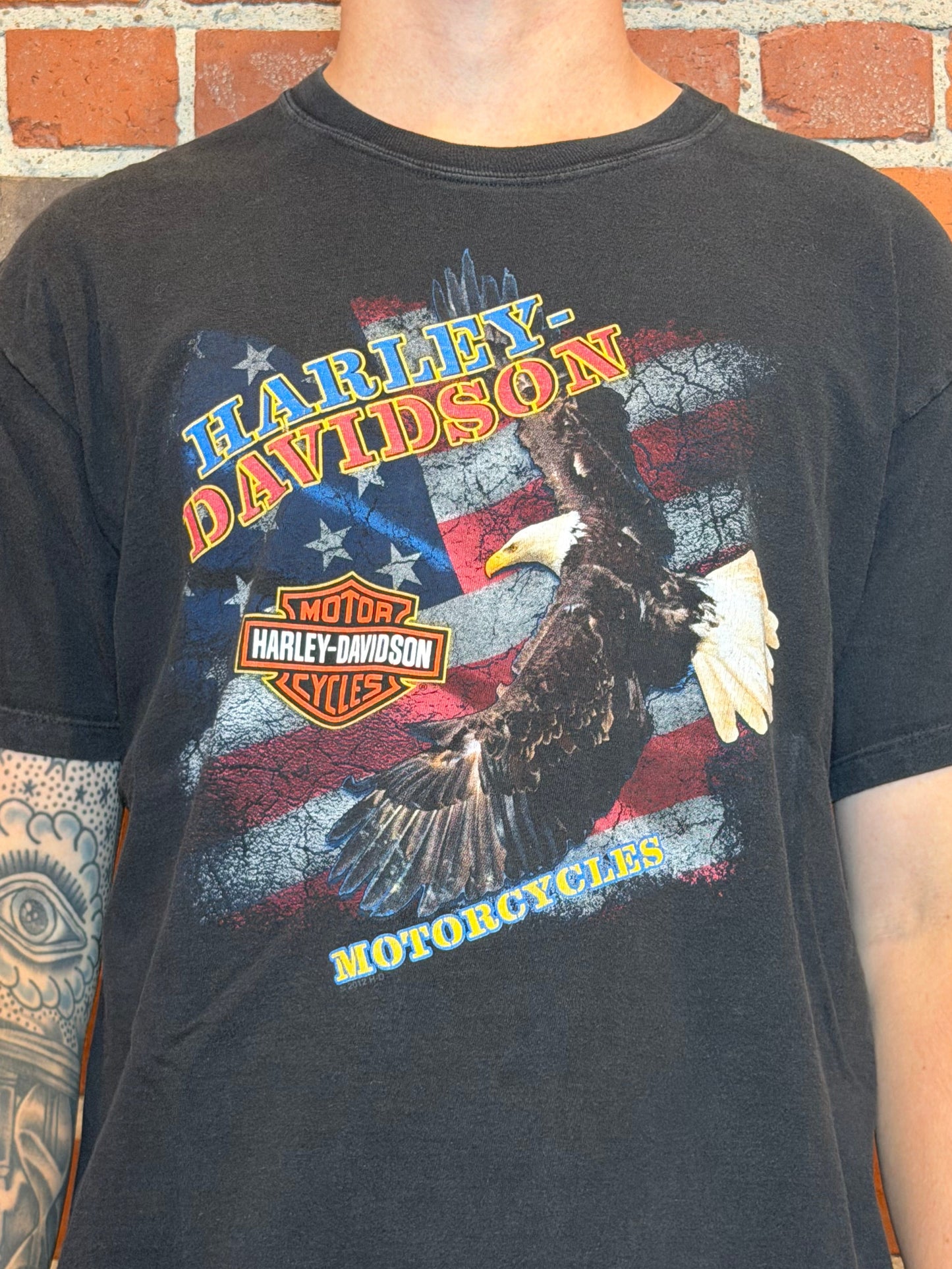 (L) Harley‑Davidson Rawhide Olathe KS Eagle + Flag Tee